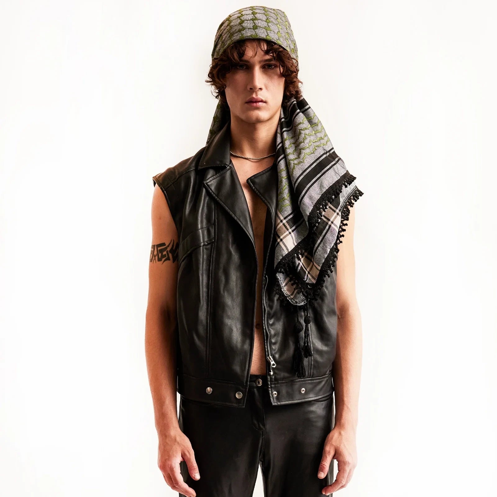 KEFFIYEH - 4 SHADES ON GREY