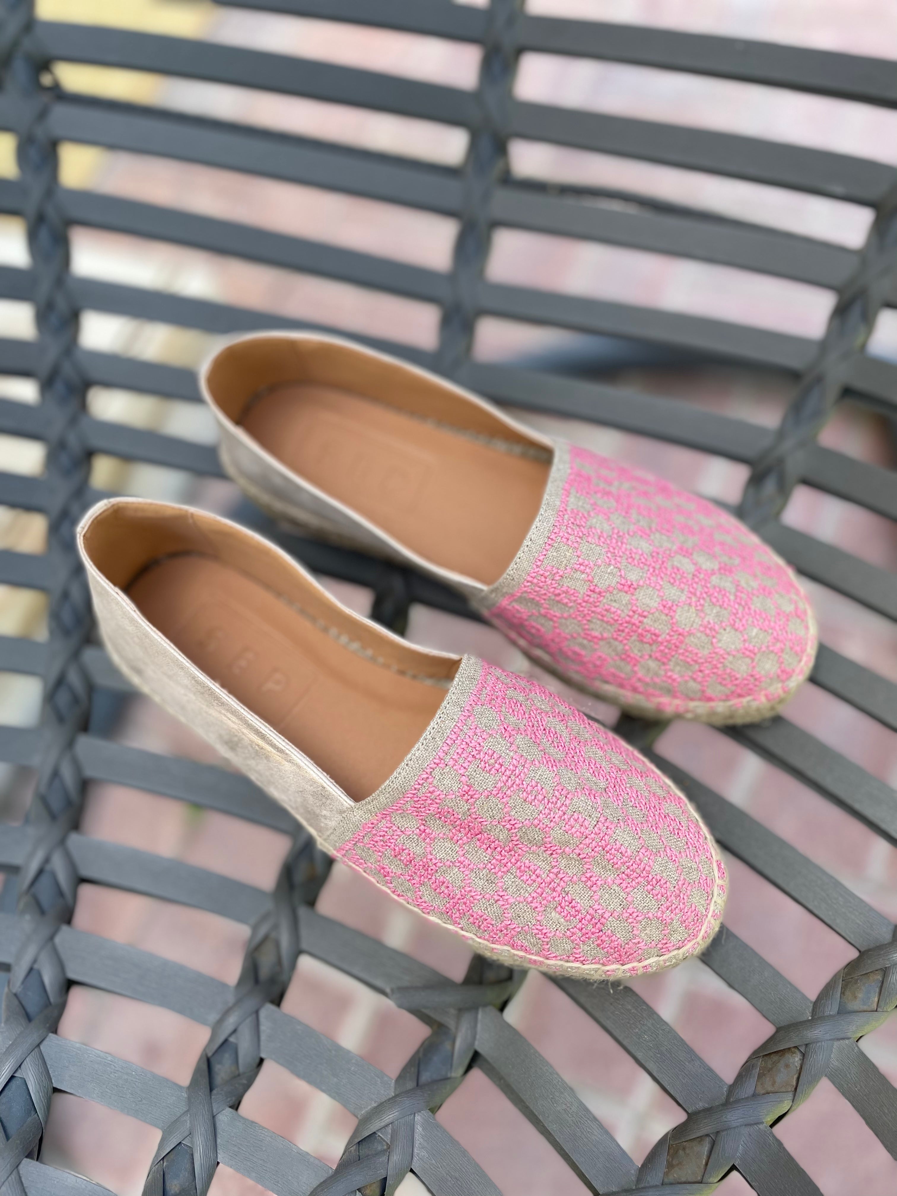 Linen Espadrilles with SEP Beehive Pattern, Baby Pink Embroidery, Breathable Microfiber Insole, and Jute Sole