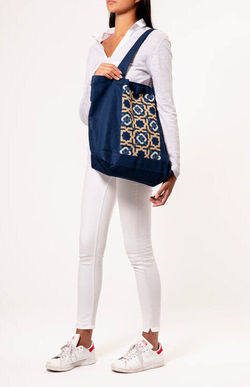 NAVY CANVAS BAG