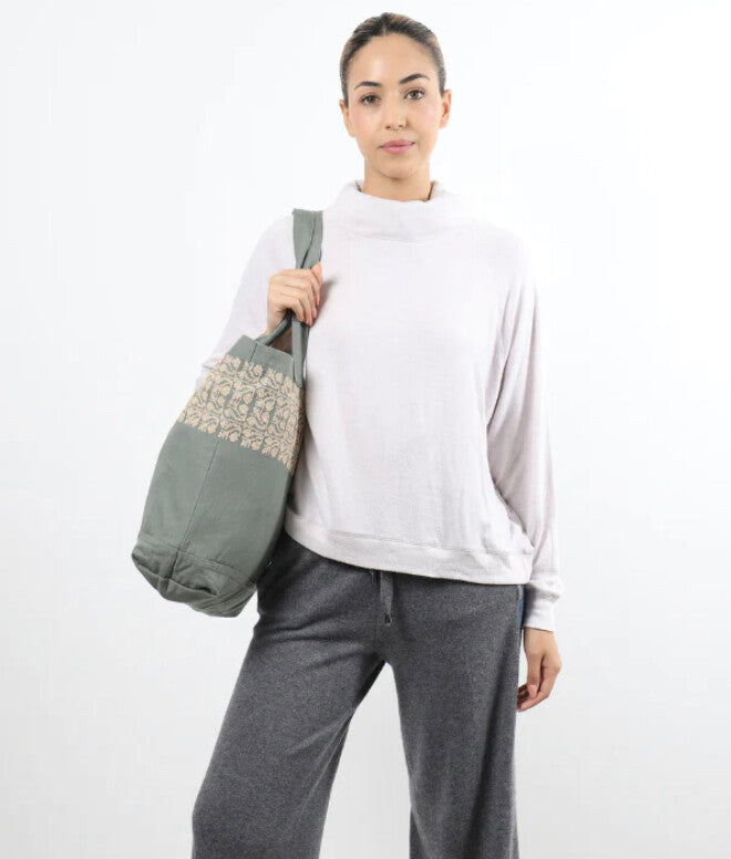 KHAKI CANVAS BAG - SINEAD TAN