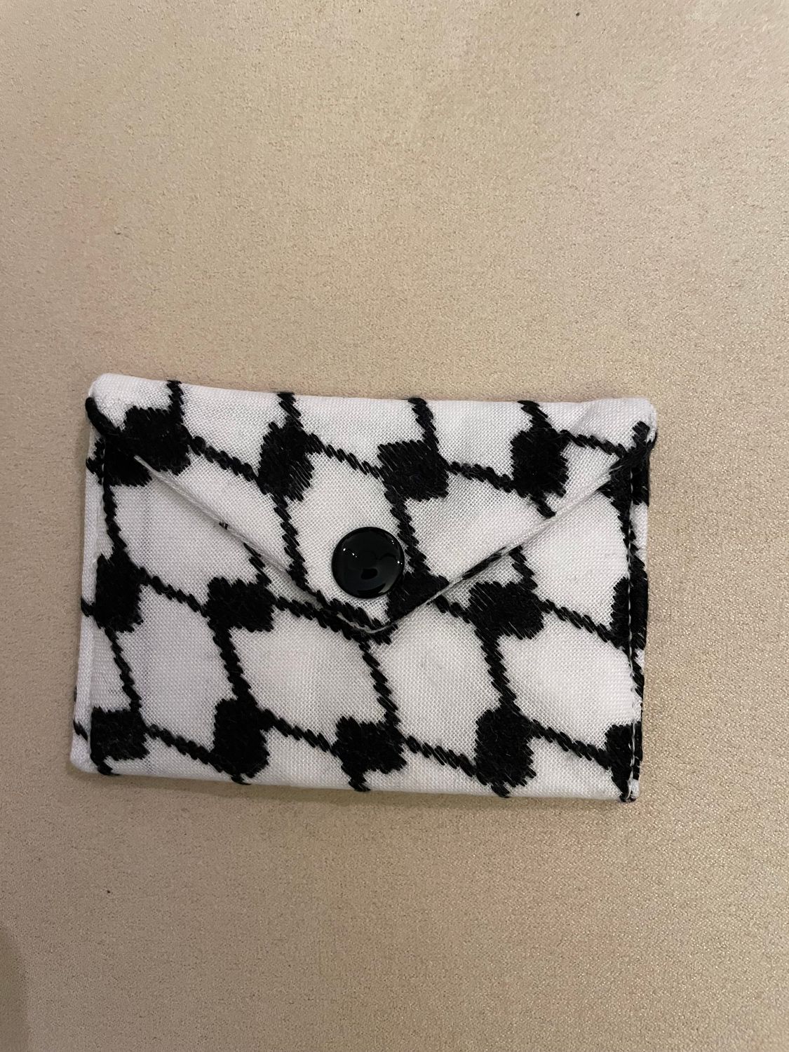 CARD HOLDER