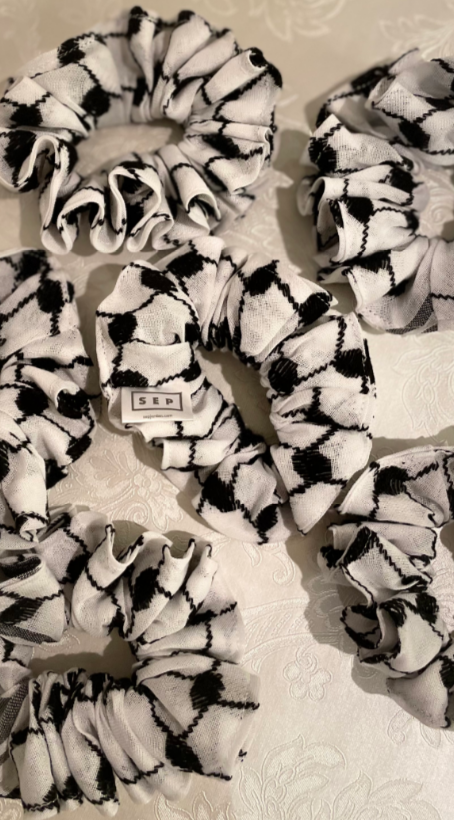 "GIULIA" SCRUNCHIES