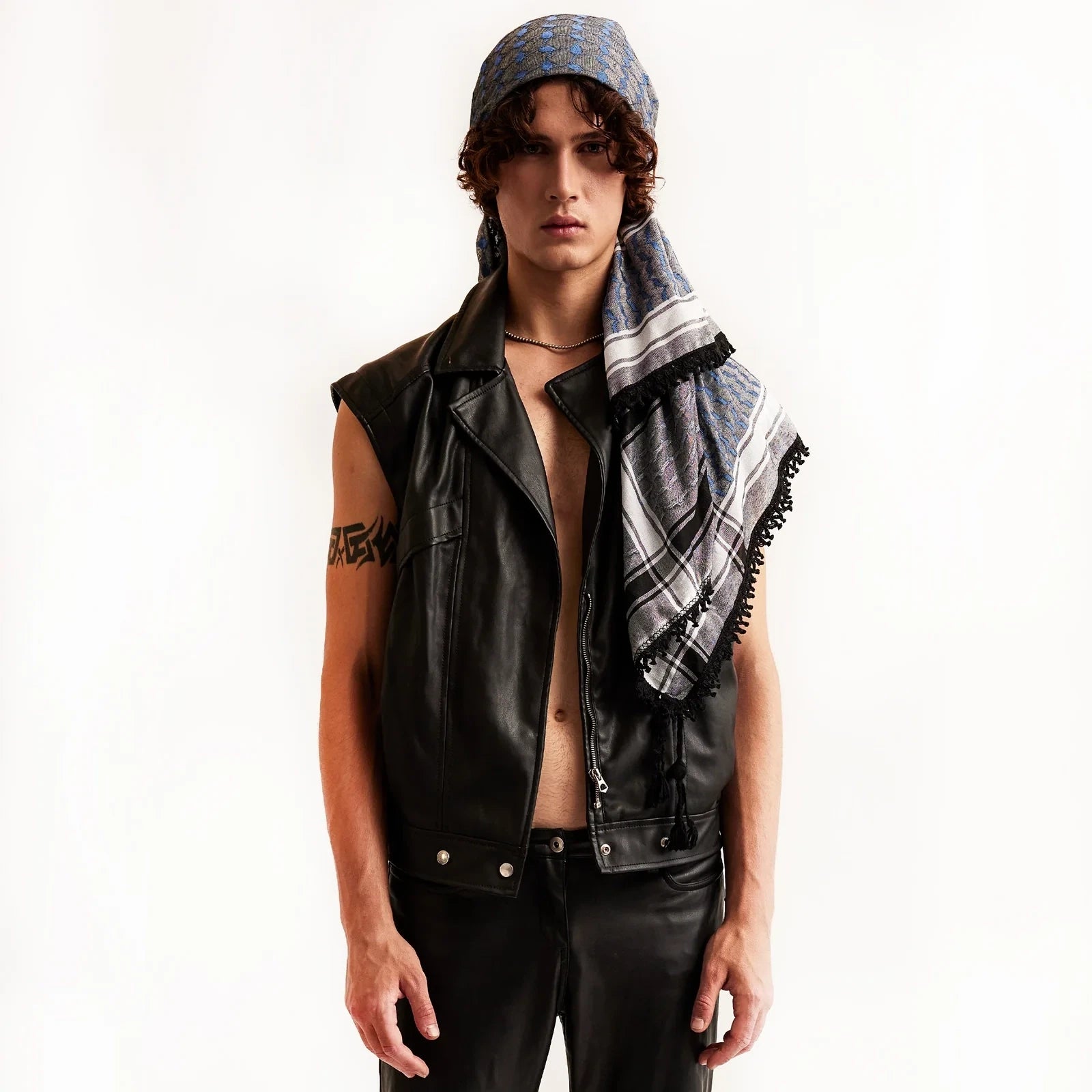 KEFFIYEH - 4 SHADES ON GREY