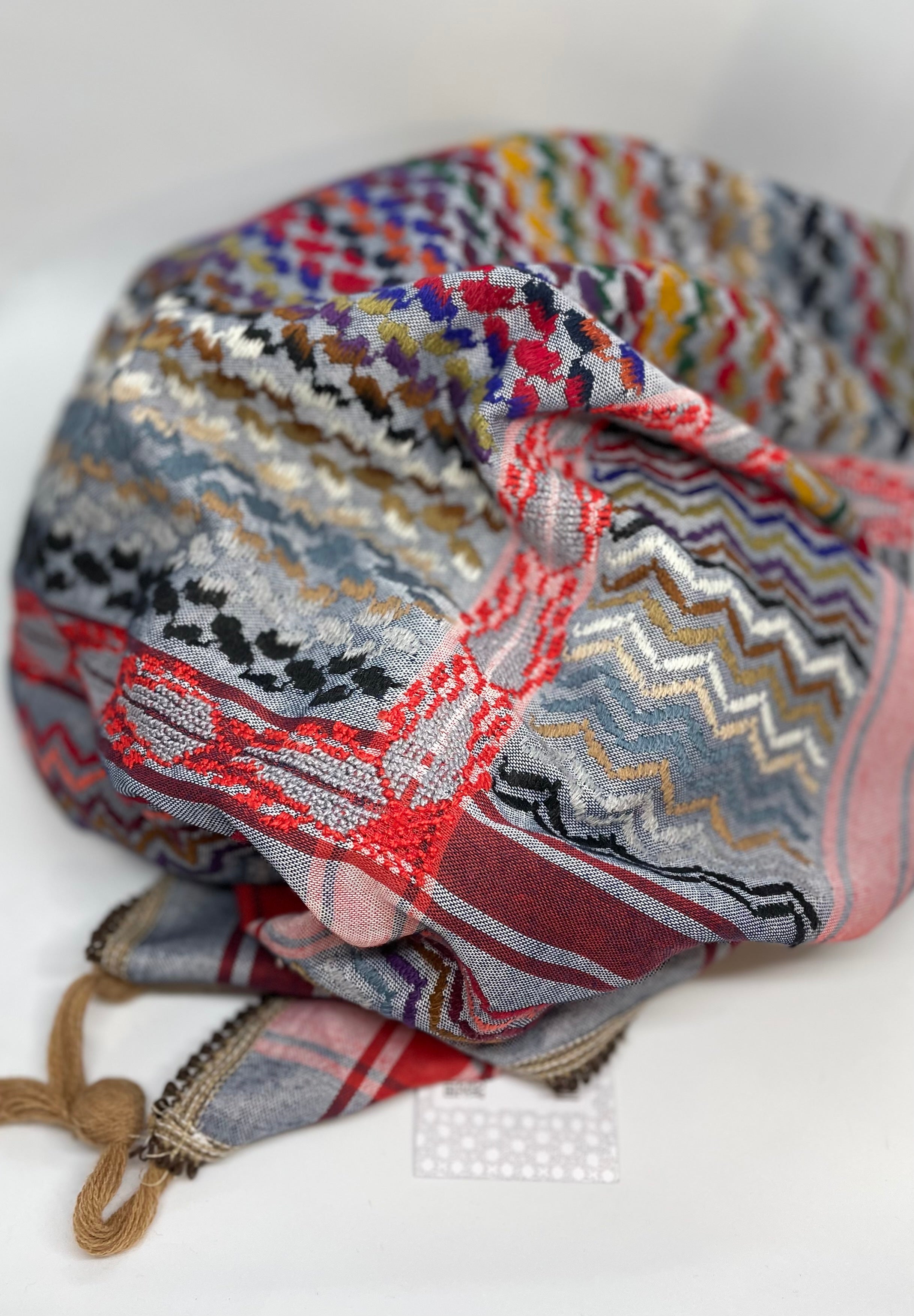 PETRA MULTICOLOR KEFFIYEH