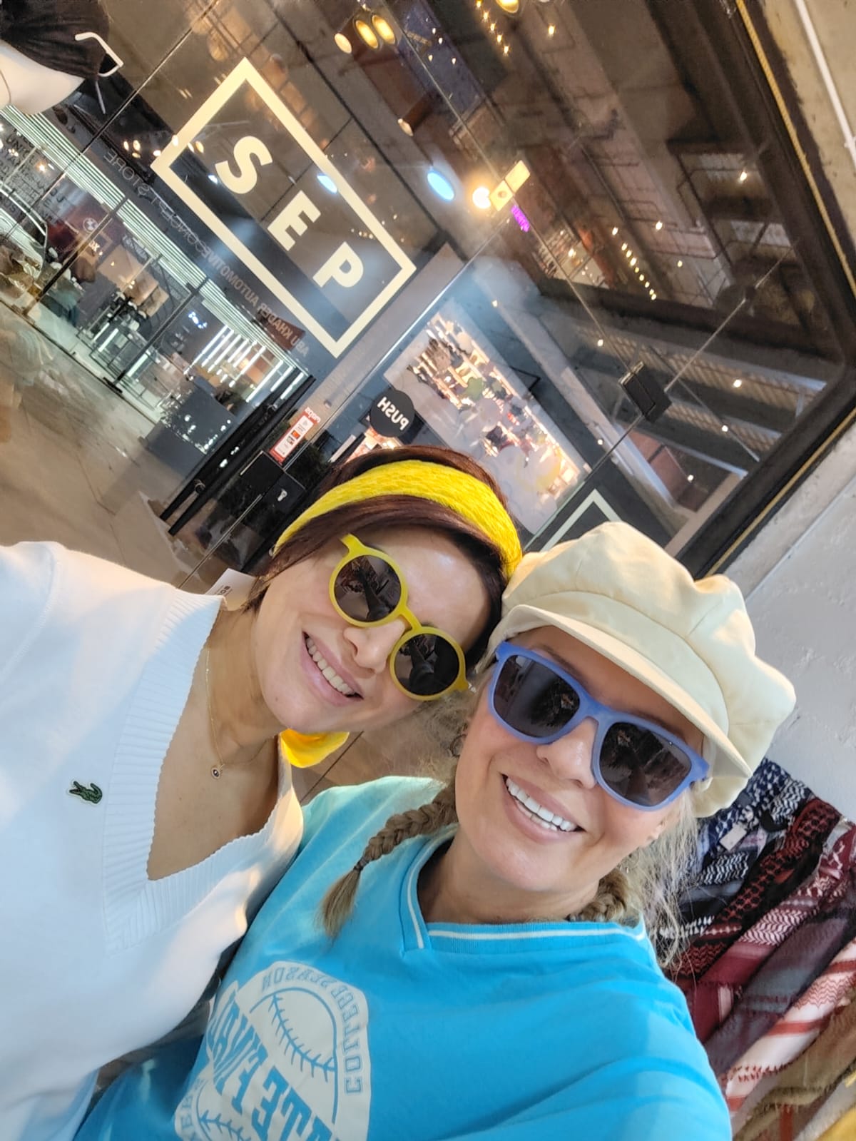 Sunglasses - Square