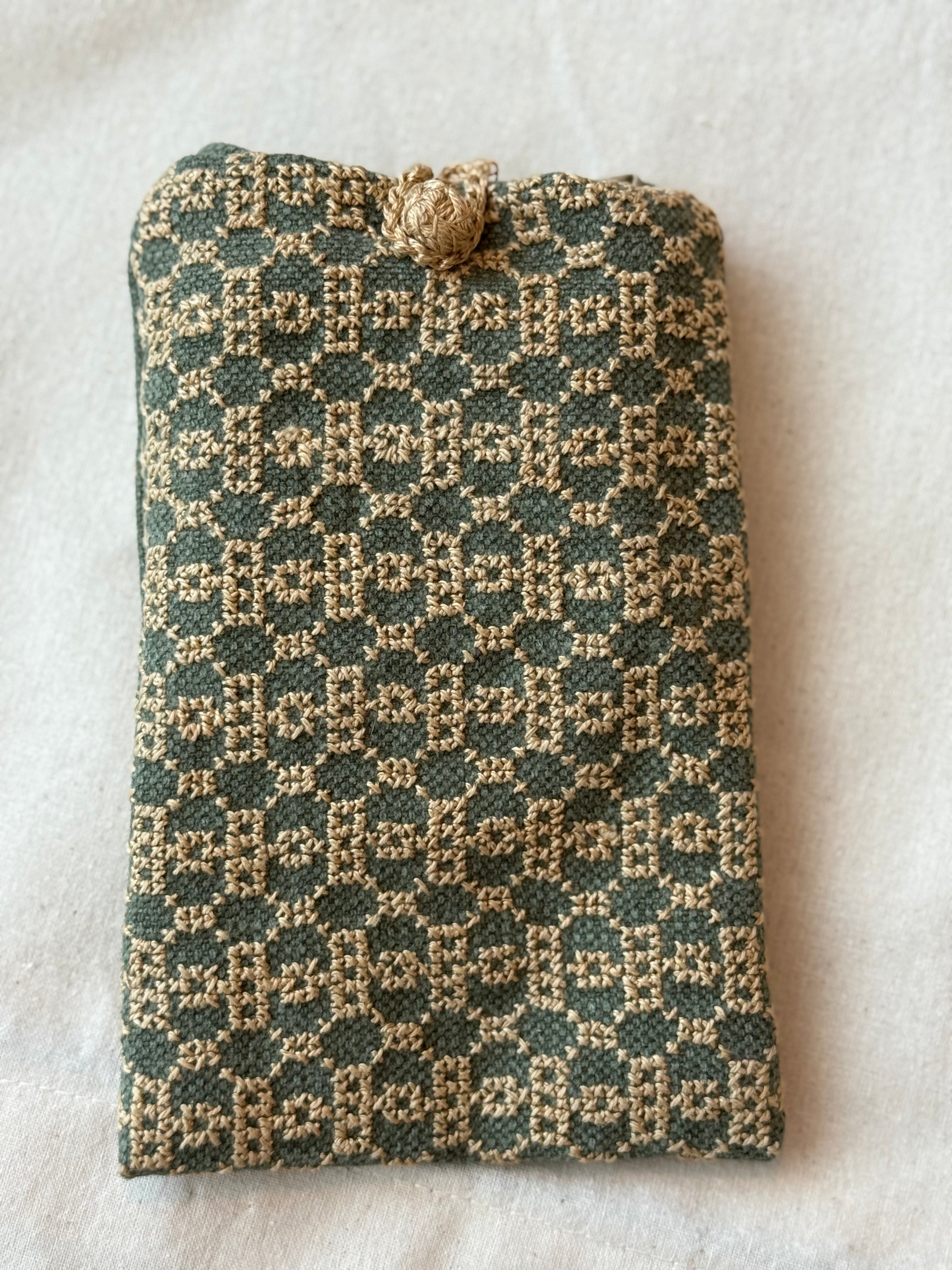 PHONE POUCH - BEEHIVE