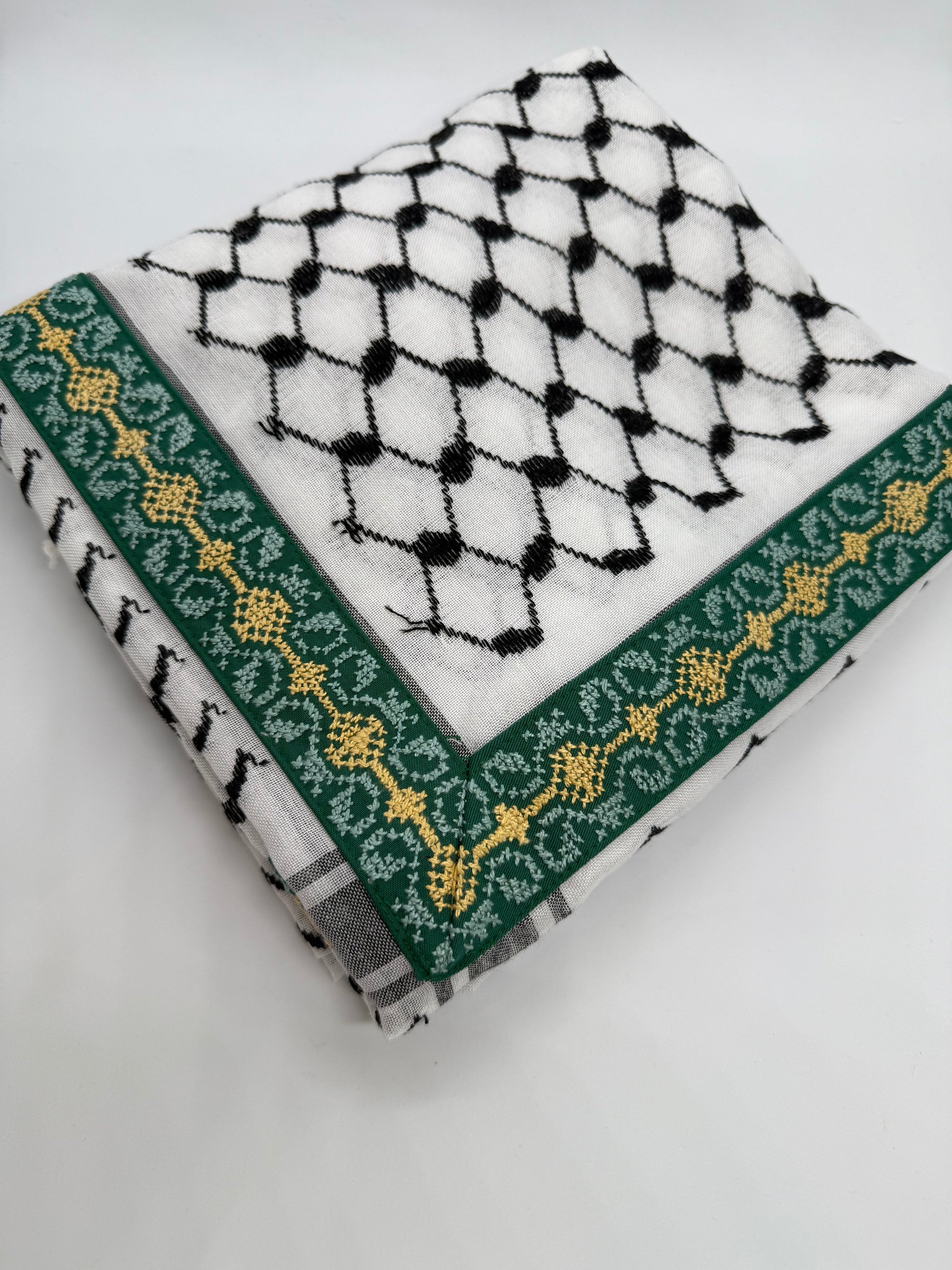 KEFFIYEH - LINDA DIAMOND